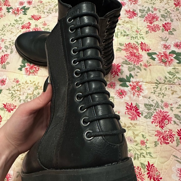 DONATED - Picture 2 of 3